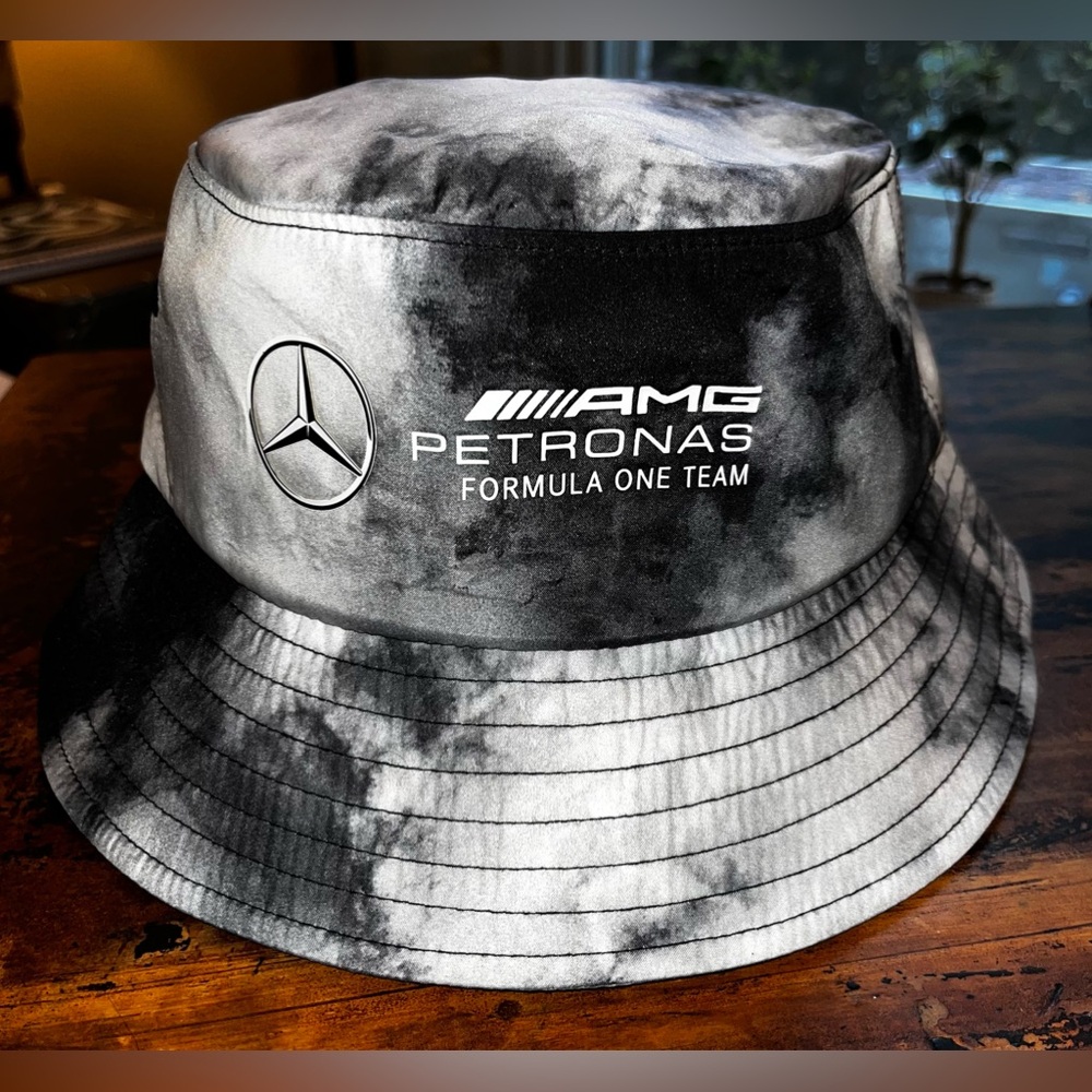 Mercedes NWT AMG PETRONAS Formula One Team Tie Dye Bucket Hat STICHD OS
